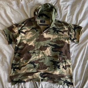 Pacsun Camo Short-Sleeve Hoodie Pullover | Size Large